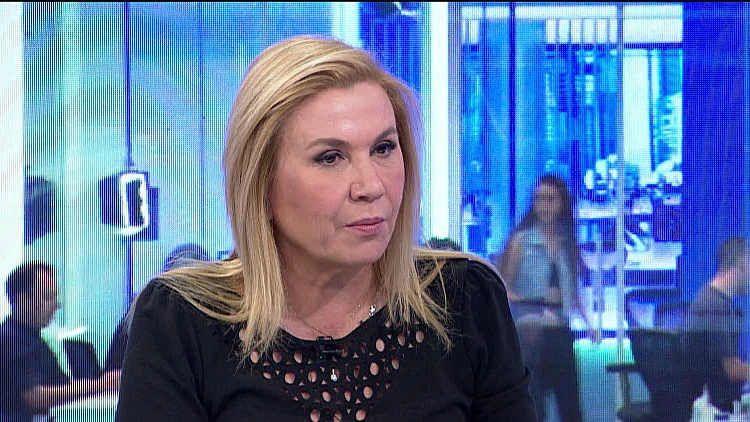 אילה חסון בדמעות: "כל דבר הופכים לכן ביבי או לא ביבי"