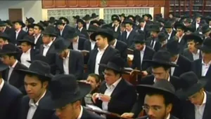 סכנת התלקחות: האתגרים של הממשלה החדשה בסוגיית דת ומדינה